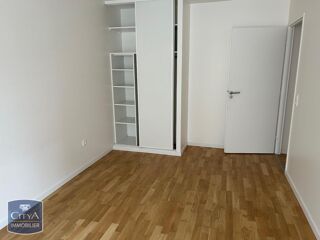  Appartement à louer 3 pièces 73 m²