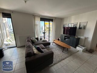  Appartement à louer 3 pièces 56 m²