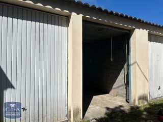 location Parking / Garage Carpentras (84200)