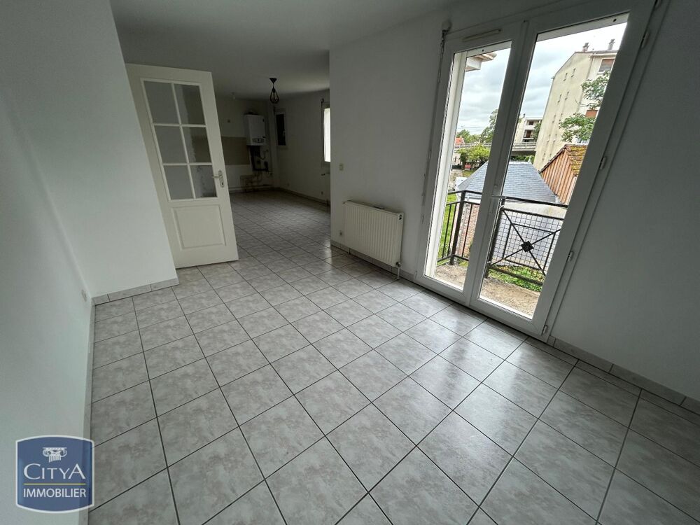location Appartement - 2 pièce(s) - 51 m² Châlons-en-Champagne (51000)