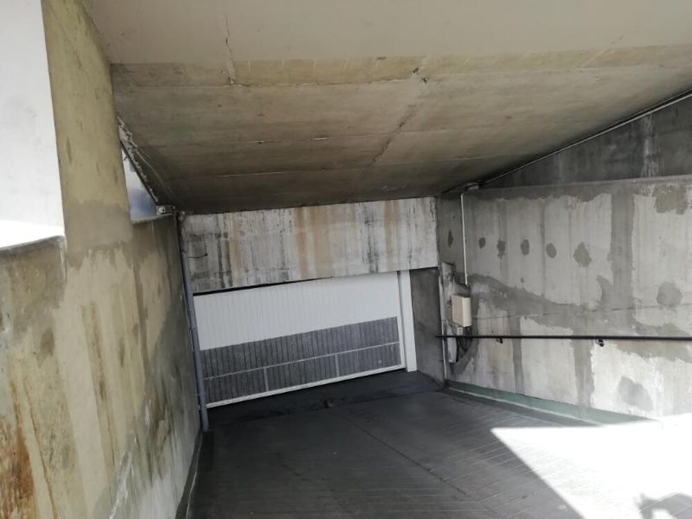 location Parking / Garage Annemasse (74100)