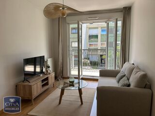  Appartement à louer 2 pièces 43 m²
