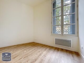 Appartement à louer 2 pièces 45 m²