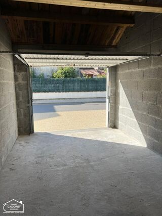  Parking / Garage � louer 