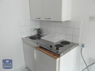  Appartement à louer 2 pièces 32 m²