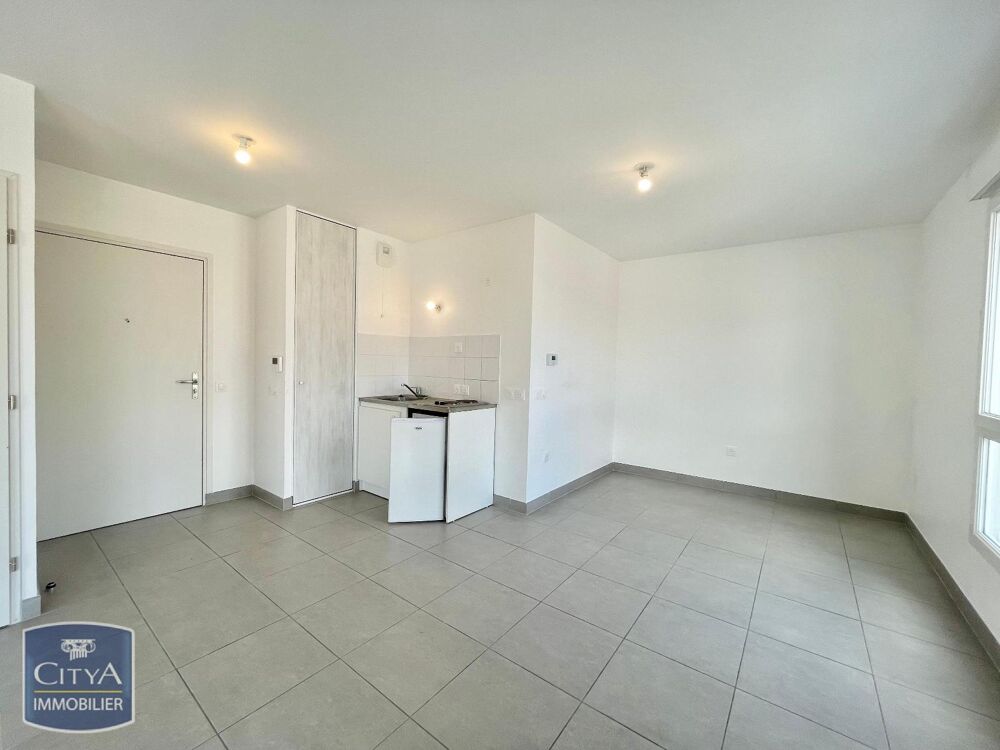 location Appartement - 1 pièce(s) - 37 m² Lyon 8