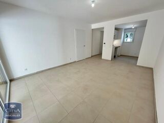  Appartement à louer 3 pièces 62 m²
