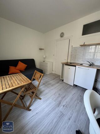  Appartement à louer 1 pièce 16 m²