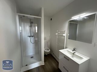 Appartement à louer 1 pièce 28 m²