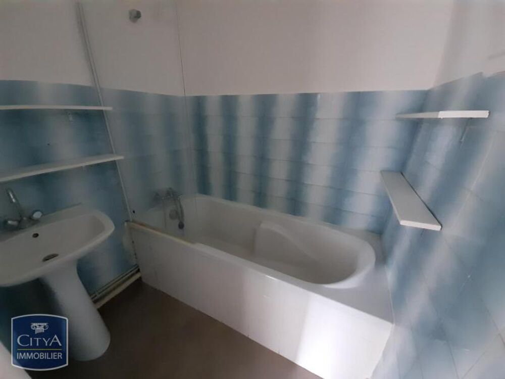 location Appartement - 2 pièce(s) - 41 m² Le Chambon-Feugerolles (42500)