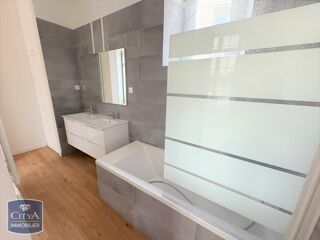  Appartement à louer 3 pièces 62 m²