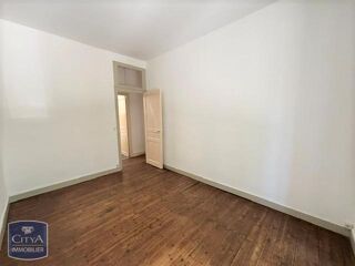  Appartement à louer 2 pièces 37 m²