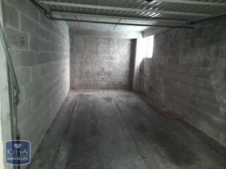  Parking / Garage à louer  Perigueux