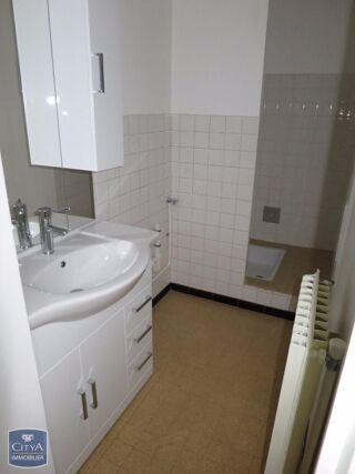  Appartement à louer 1 pièce 34 m²