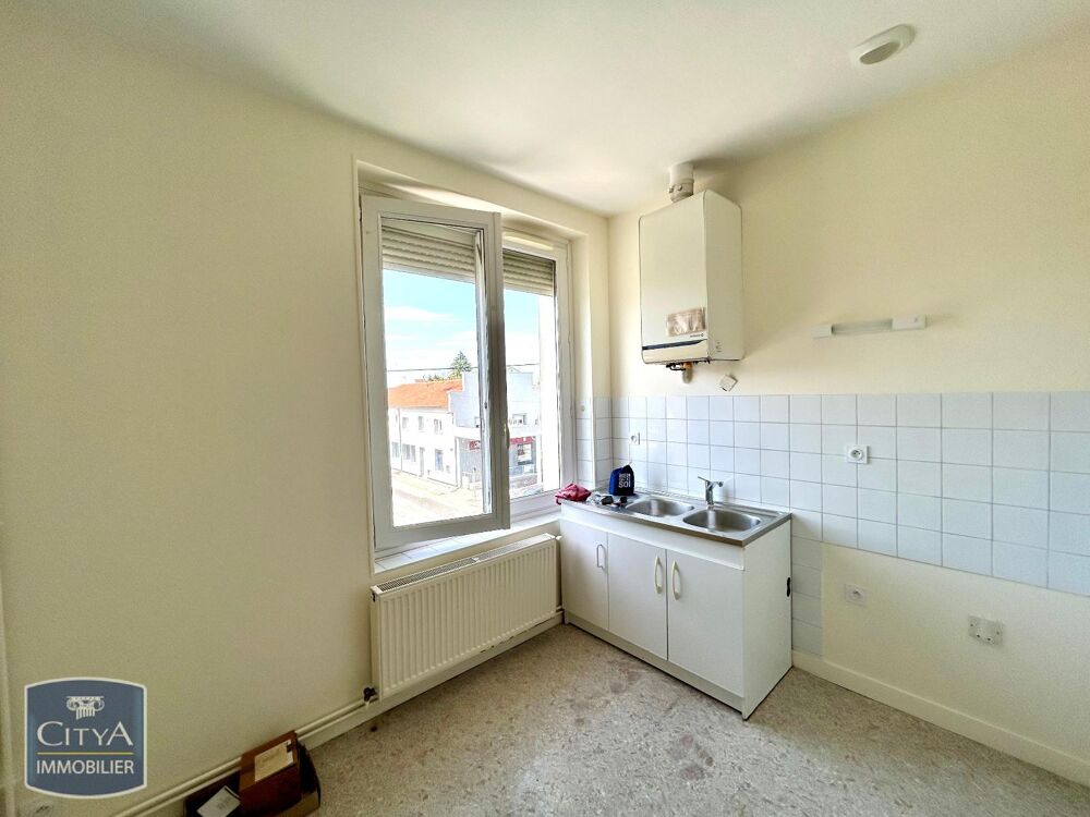 Situé à Péronnas, cet appartement de 2 pièces se trouve ....