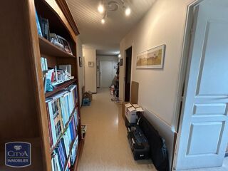  Appartement à louer 5 pièces 102 m²