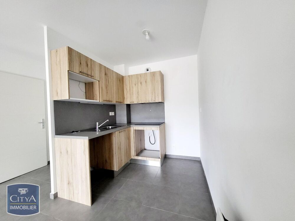 location Appartement - 2 pièce(s) - 42 m² Roquebrune-sur-Argens (83520)