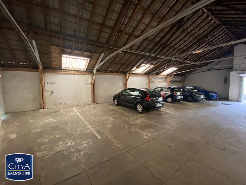 location Parking / Garage Poitiers (86000)
