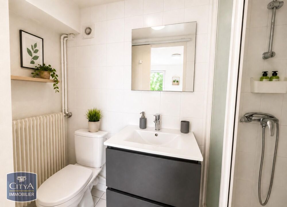 L'agence CITYA JAUDE vous propose à la location ce studi....