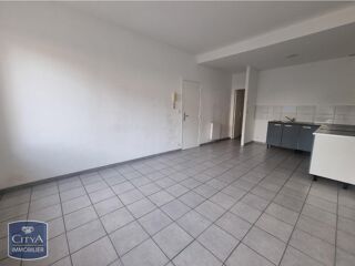  Appartement à louer 4 pièces 64 m²
