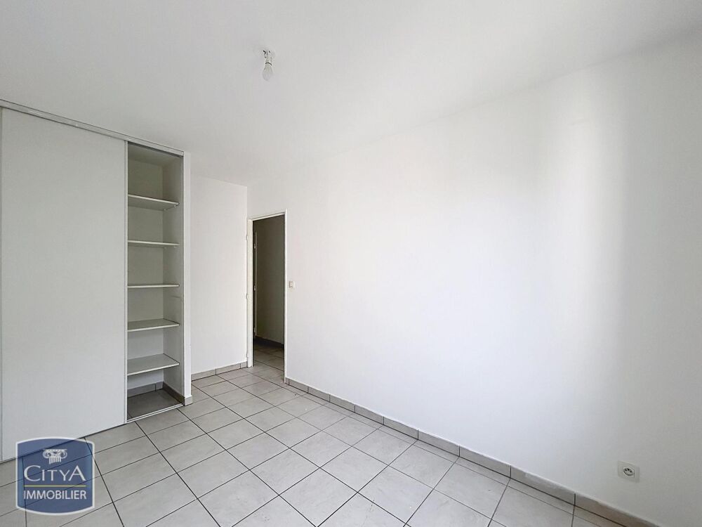 location Appartement - 3 pièce(s) - 67 m² Vénissieux (69200)