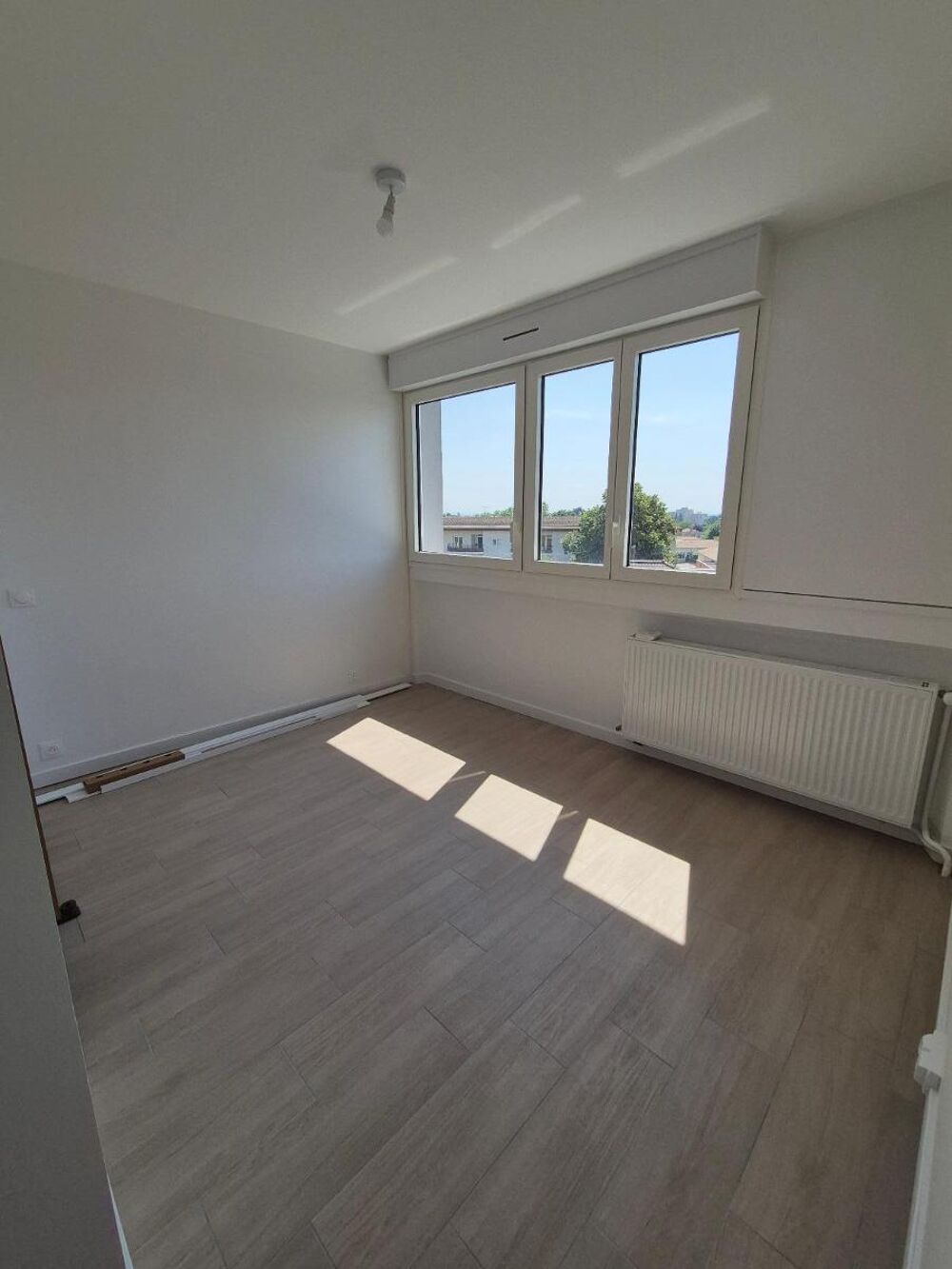 location Appartement - 2 pièce(s) - 31 m² Mâcon (71000)
