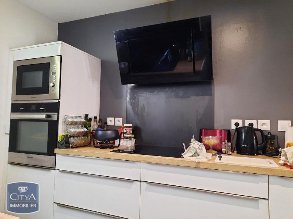 location Appartement - 4 pièce(s) - 72 m² Sainte-Clotilde (97490)