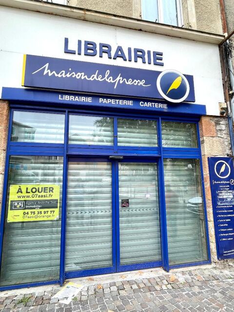 AUBENAS dans le centre ville Boulevard Jean Mathon : ... 1600 07200 Aubenas