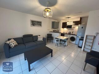  Appartement à louer 2 pièces 32 m²