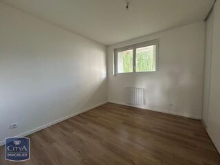  Appartement à louer 2 pièces 37 m²
