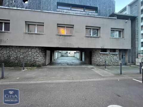  Parking / Garage  louer 