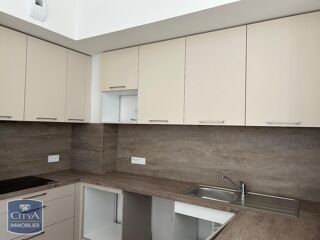  Appartement à louer 3 pièces 63 m²
