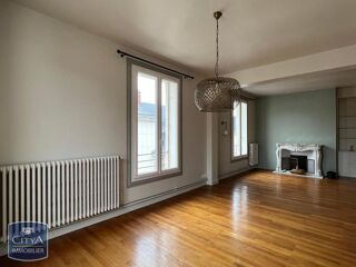  Appartement � louer 3 pi�ces 102 m�