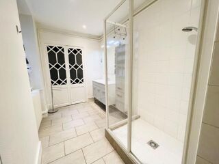  Appartement � louer 4 pi�ces 168 m�