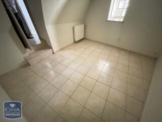  Appartement à louer 2 pièces 33 m²