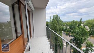  Appartement à louer 4 pièces 82 m²