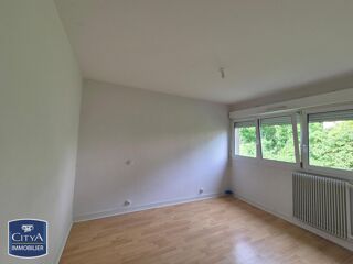  Appartement à louer 4 pièces 69 m²