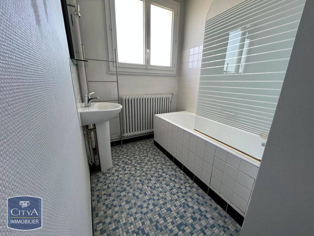 location Appartement - 4 pièce(s) - 71 m² Bourges (18000)