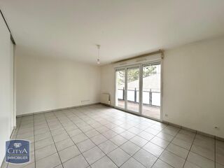  Appartement à louer 3 pièces 56 m²