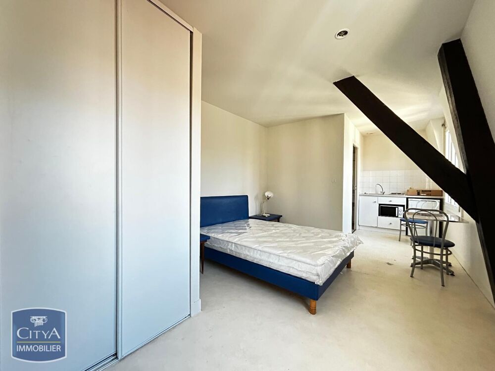 À louer : Appartement T1 situé à Brive-la-Gaillarde. Ce ....