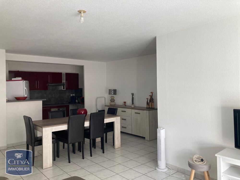 location Appartement - 3 pièce(s) - 71 m² Saint-Quentin (02100)