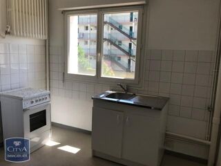  Appartement à louer 1 pièce 28 m²