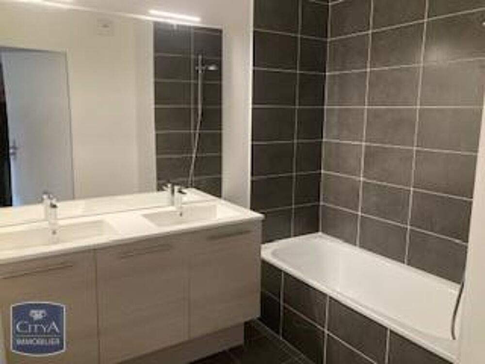 location Appartement - 3 pièce(s) - 60 m² Vannes (56000)