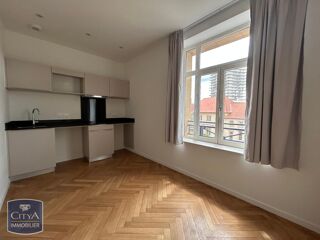  Appartement à louer 1 pièce 21 m²