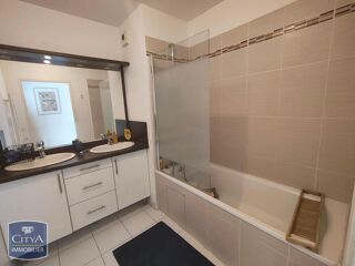  Appartement � louer 5 pi�ces 107 m�