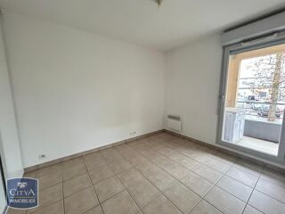  Appartement à louer 2 pièces 35 m²