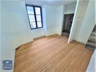  Appartement à louer 4 pièces 89 m²