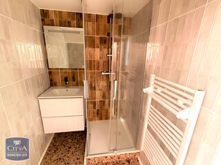  Appartement à louer 1 pièce 28 m²