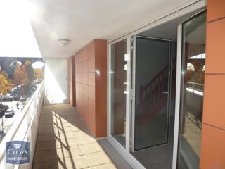  Appartement à louer 3 pièces 64 m²