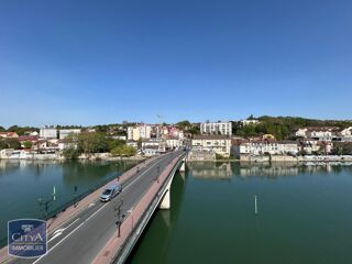  Appartement à louer 3 pièces 48 m²